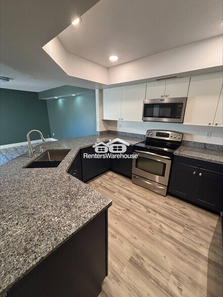 Building Photo - 1836 N Stapley Dr