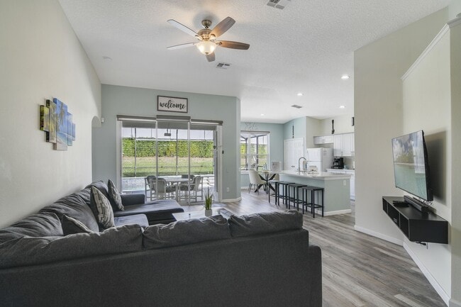 Building Photo - 2237 Wyndham Palms Way