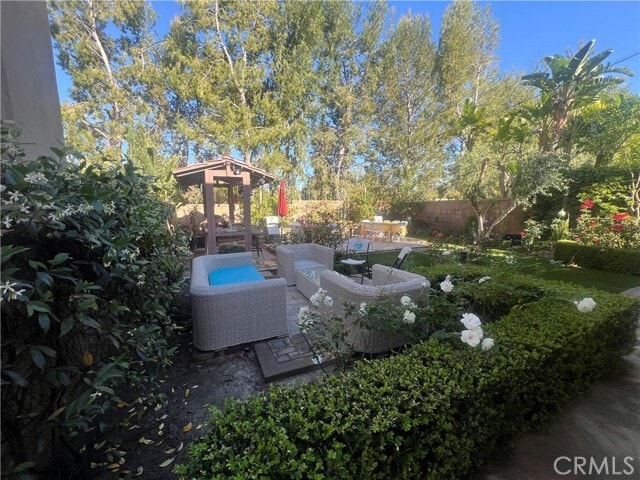 Building Photo - 27 Tree Clover