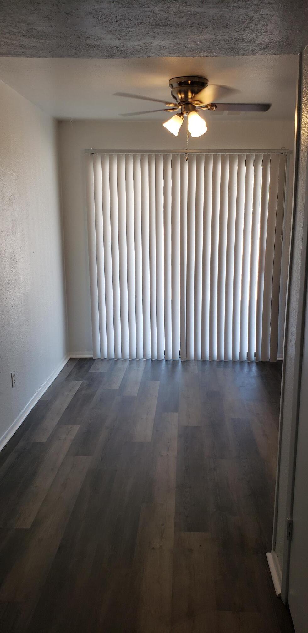 Kitchen Dining Area. - 11060 N Faldale Rd