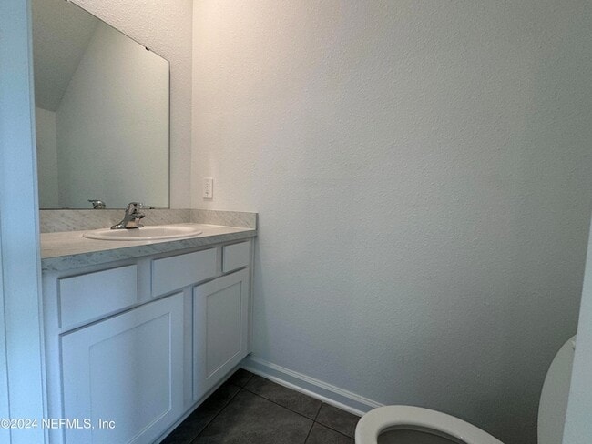 Building Photo - 39 Tidal Bch Ave