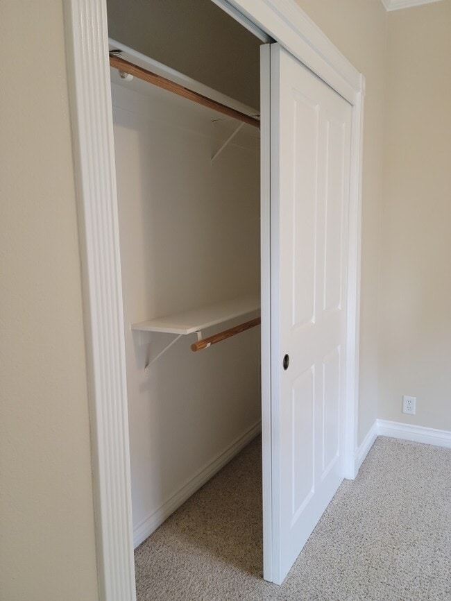 Building Photo - 12 Camberwell Ct