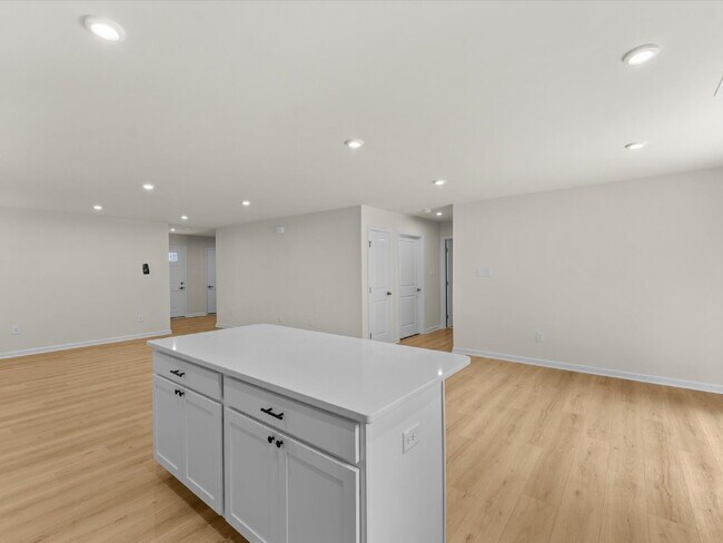 Building Photo - 16131 Wildflower Pl