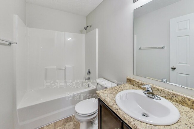 Building Photo - 839 Stonehurst Dr