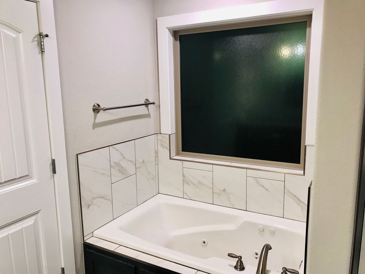 Building Photo - 1224 Bradley St