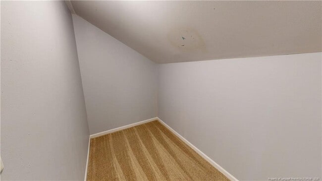 Building Photo - 2104 St Nicholas Dr