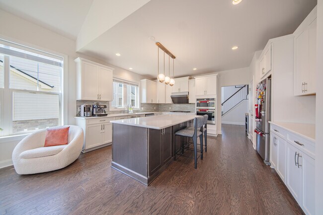 Building Photo - 3081 N Spurway Dr