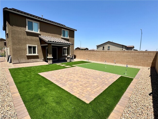 Building Photo - 1635 Cowboy Path Ave