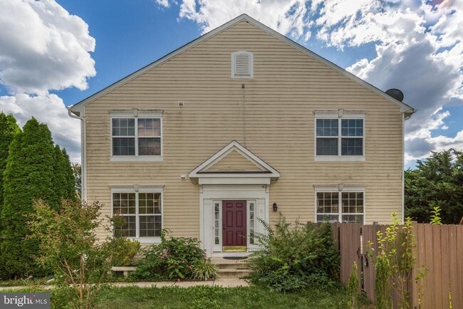 Building Photo - 151 Brynwood St