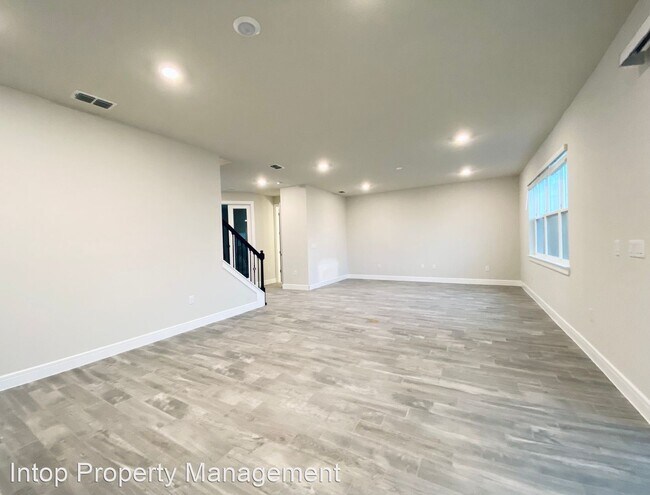 Building Photo - 4 br, 2.5 bath House - 4599 Gliding Wave St
