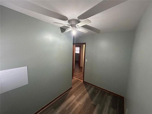 Building Photo - 106 Eleanor Cir