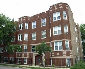 Building Photo - 1730 W Foster Ave