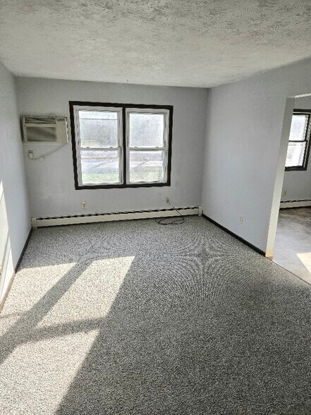 Building Photo - 270 Washington Blvd