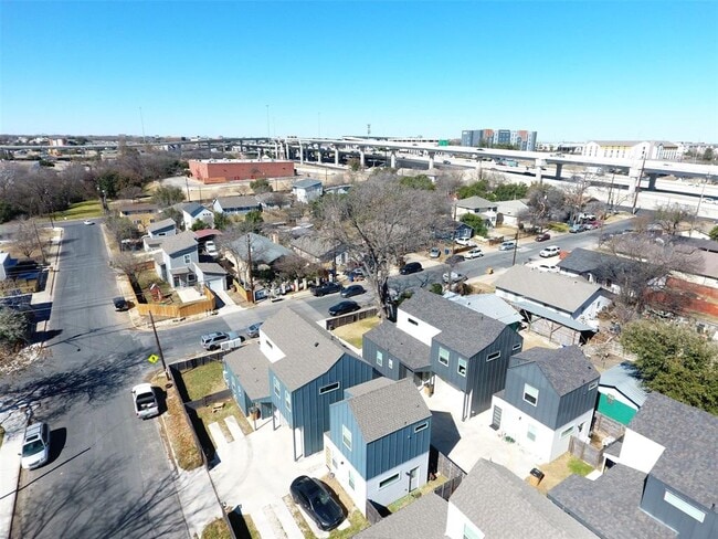 Building Photo - 7601 Carver Ave