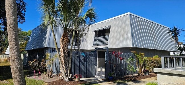 Building Photo - 3828 Jefferson St