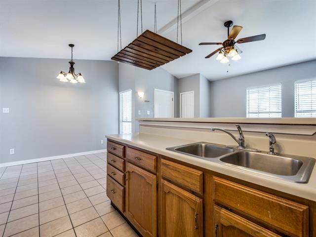 Building Photo - 4646 Carr St