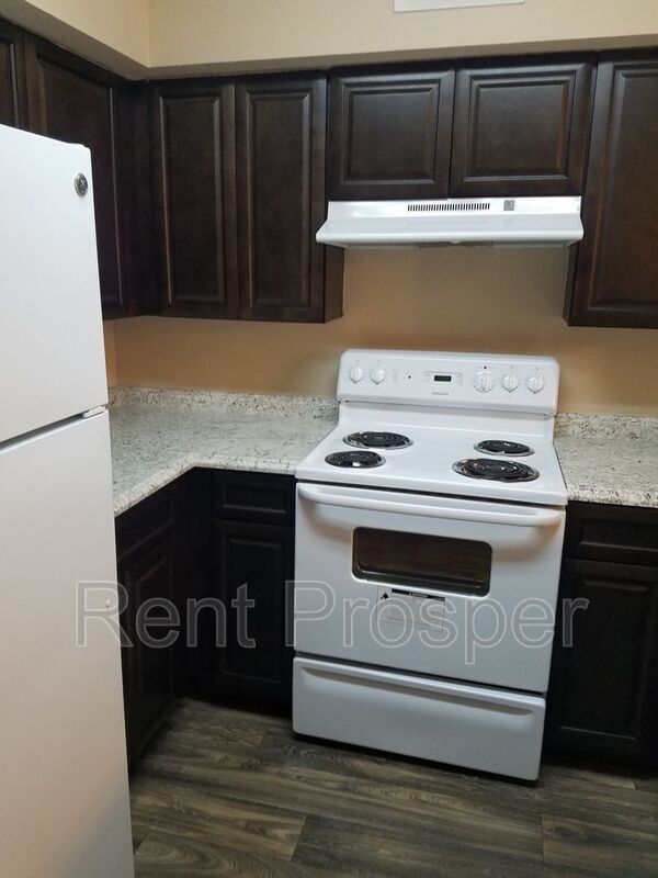 Building Photo - 3729 S Lake Orlando Pkwy