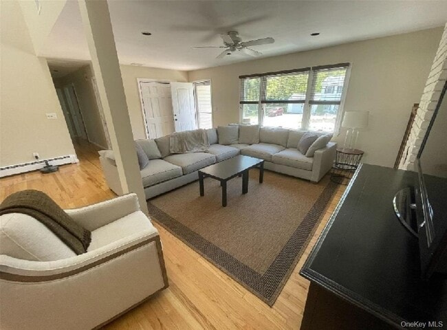 Building Photo - 215 Northfield Rd