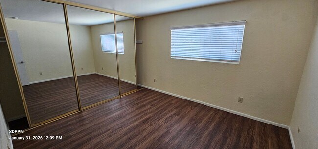 Building Photo - MIRA MESA / SAN DIEGO - Nice 4 Bedroom / 2 Bath House.  AVAILABLE NOW!!