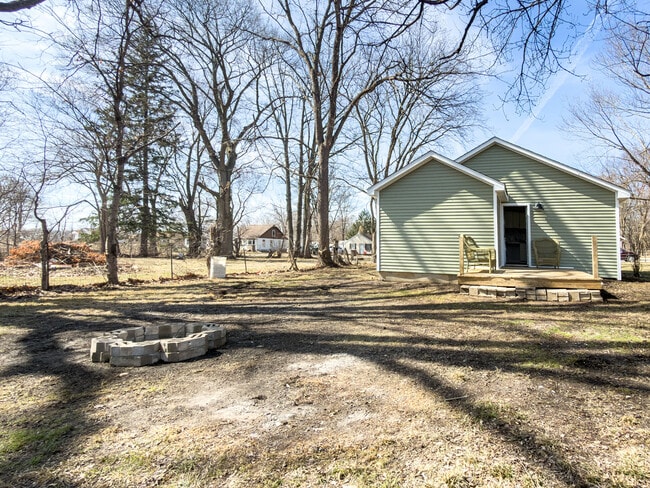 Building Photo - 612 Atwood Ave