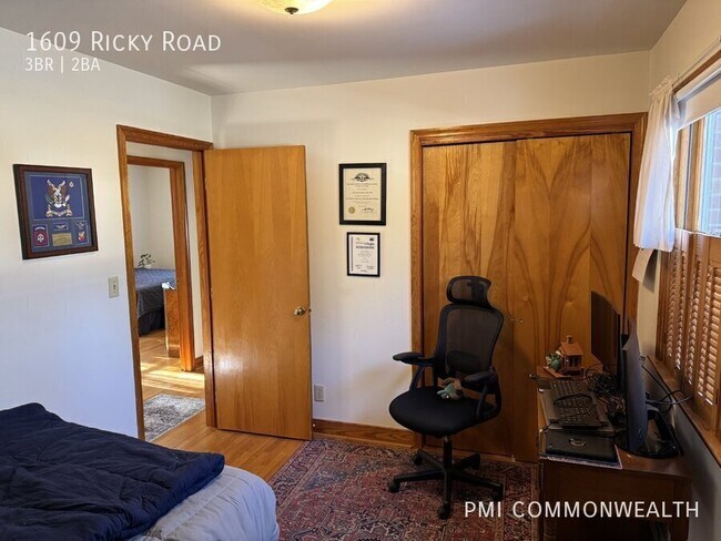 Building Photo - 1609 Ricky Rd