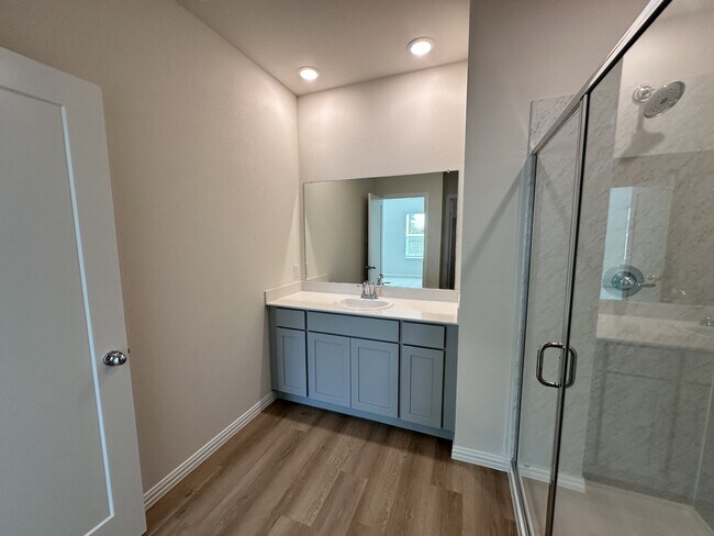 Building Photo - 1821 Aleia Cv
