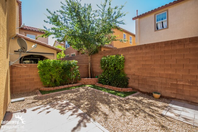 Building Photo - Beautiful 3Bdm 2.5Ba Home in Las Vegas!