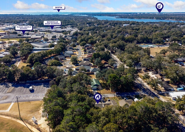 Building Photo - 206 Esmond Ct