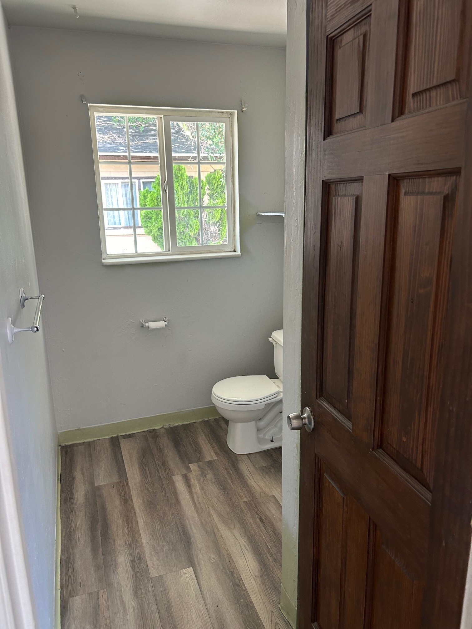 Building Photo - 2019 Valley Rd