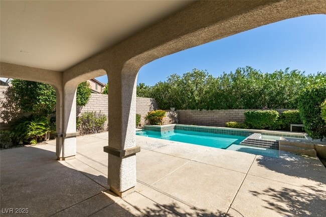 Building Photo - 11933 Orense Dr