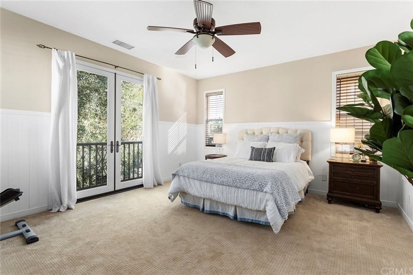 Building Photo - 15826 Elfin Forest Ave