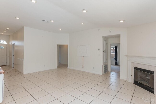 Building Photo - 1065 Freeboard Blvd