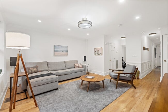 Building Photo - 1111 Bloomfield St