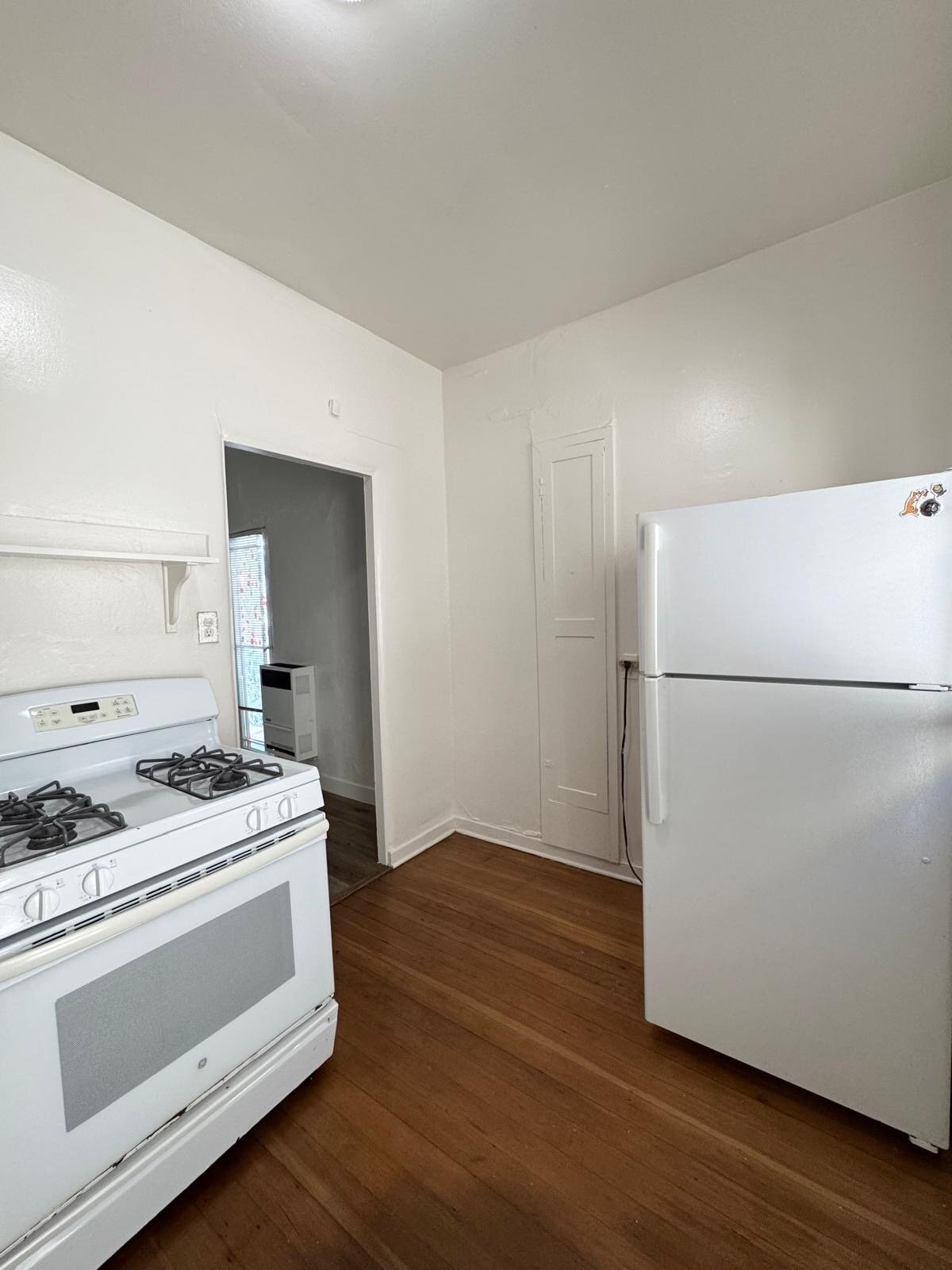 Building Photo - 808 2/5-805 N Poinsettia Pl