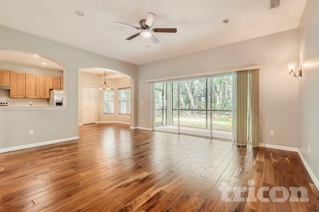 Building Photo - 5859 Autumn Chase Cir