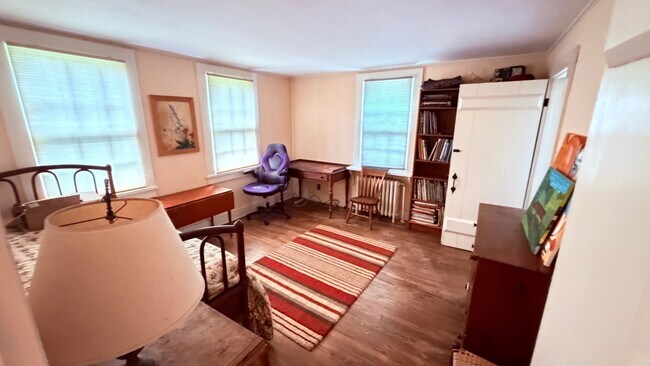 Building Photo - 47 Scoville Rd