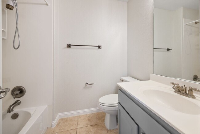 Building Photo - 715 Wood Mesa Ct