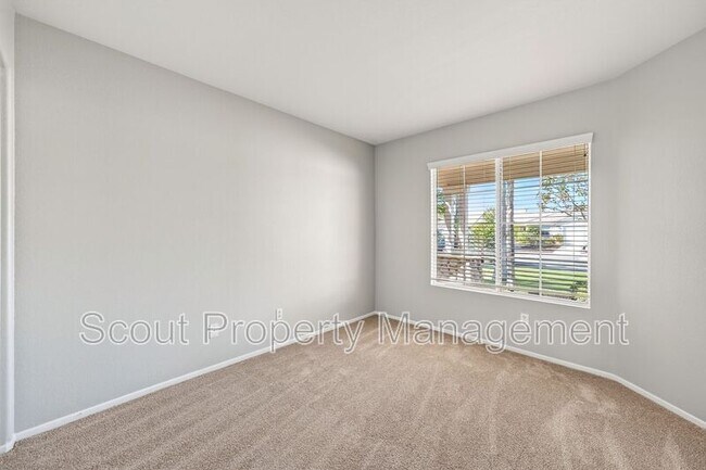 Building Photo - 35912 Arras Dr