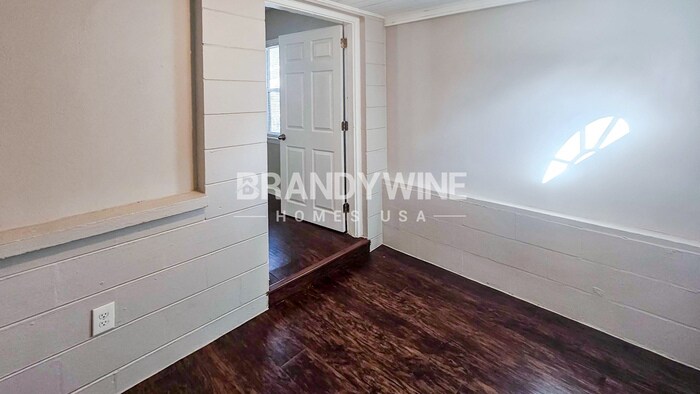 Building Photo - 2610 E Annie St