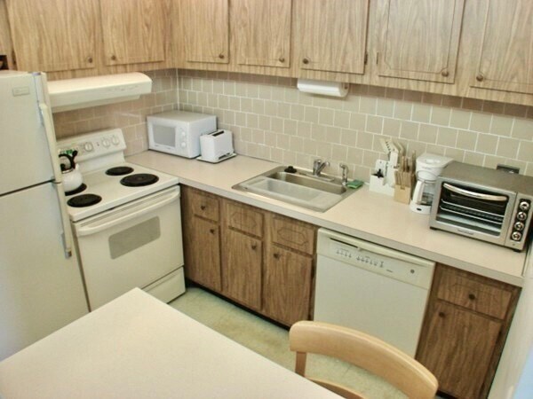 Building Photo - 18 Hamilton Rd