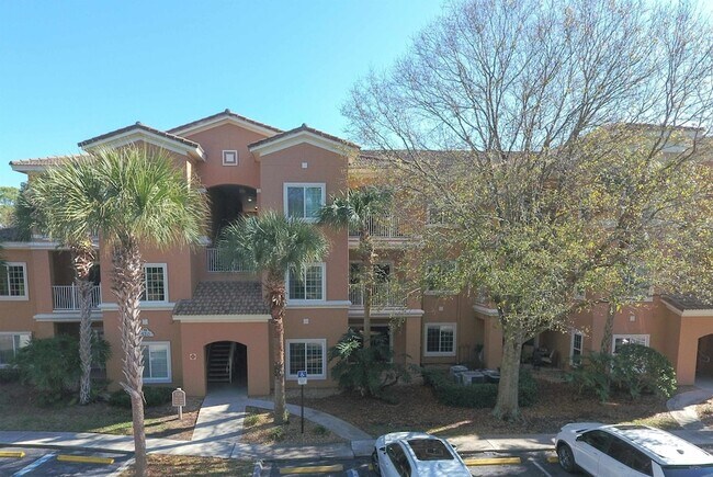 Building Photo - 520 Florida Club Blvd