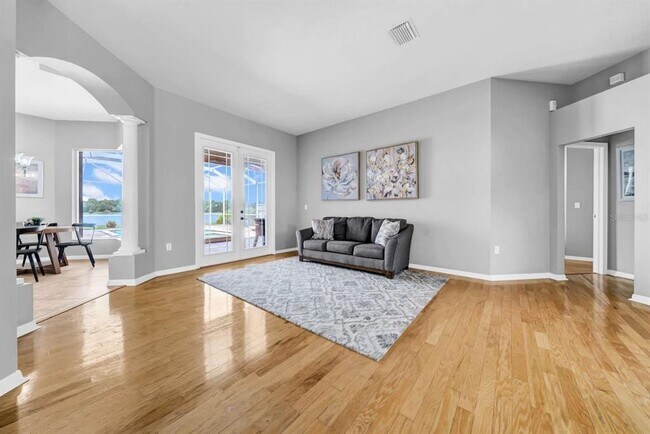 Building Photo - 5516 Winding Brook Ln