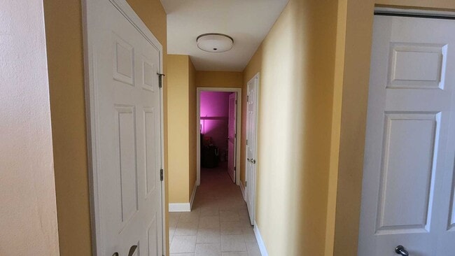 Building Photo - 5510 Cambridge Way