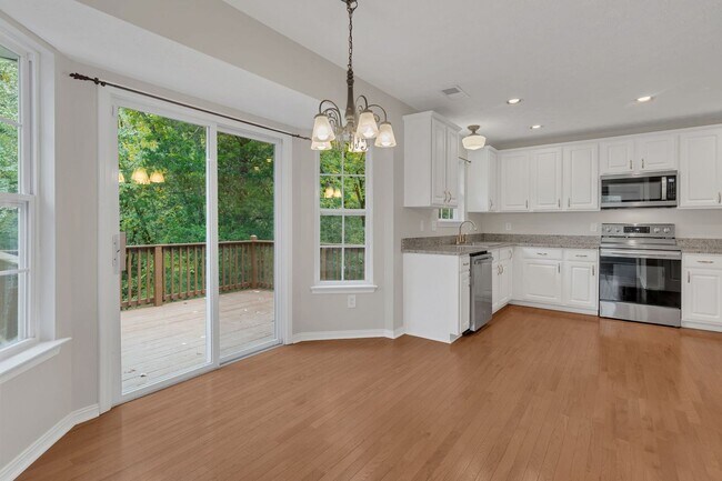 Building Photo - Beautifully Updated Home with Modern Finishes