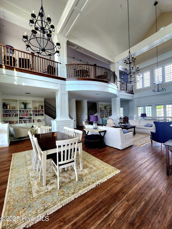 Building Photo - 380 Lake Firefly Loop