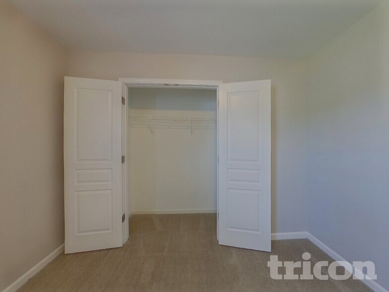 Building Photo - 4604 Montelena Dr