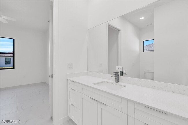 Building Photo - 3924 NW 38th St