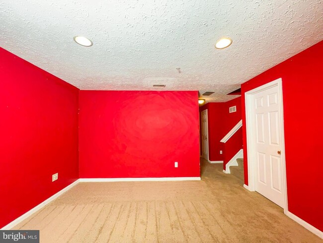 Building Photo - 4826 Buxton Cir
