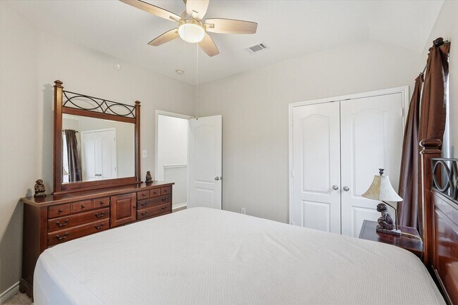 Building Photo - Beautiful 3-Bedroom, 2.5-Bath Townhouse in Plano ISD