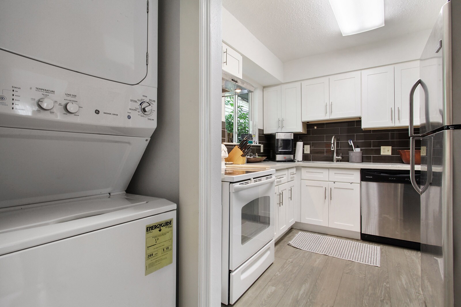 Building Photo - 5421 Constance St